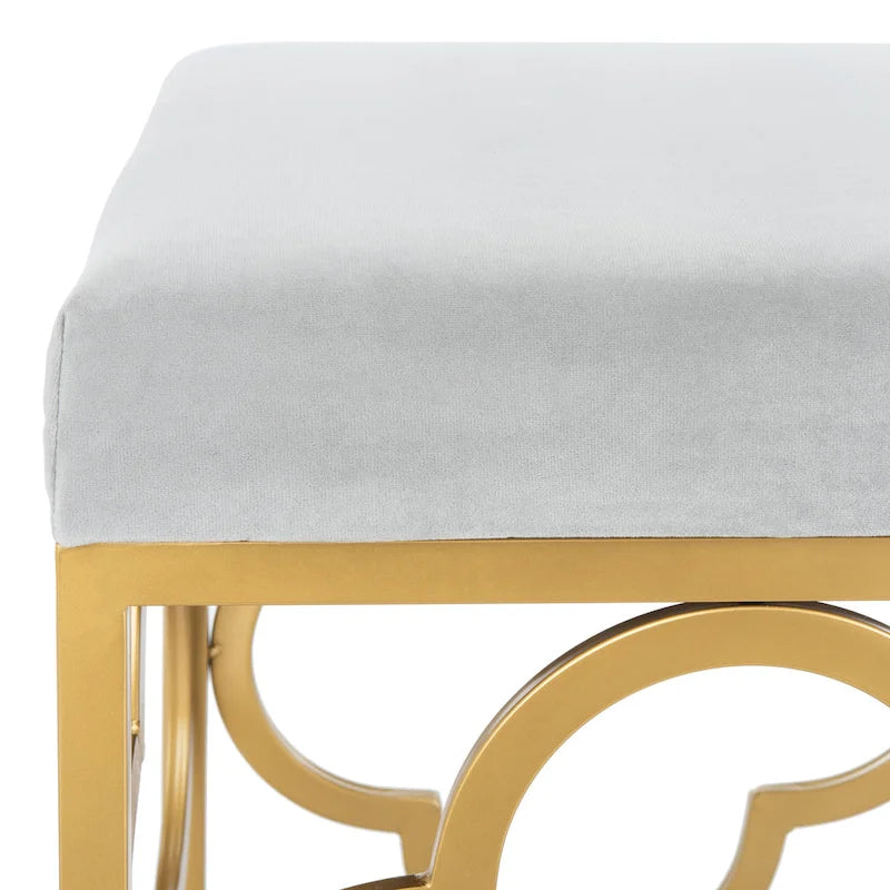 Banc rectangulaire en velours style marocain avec piètement doré à motifs quadrilobes