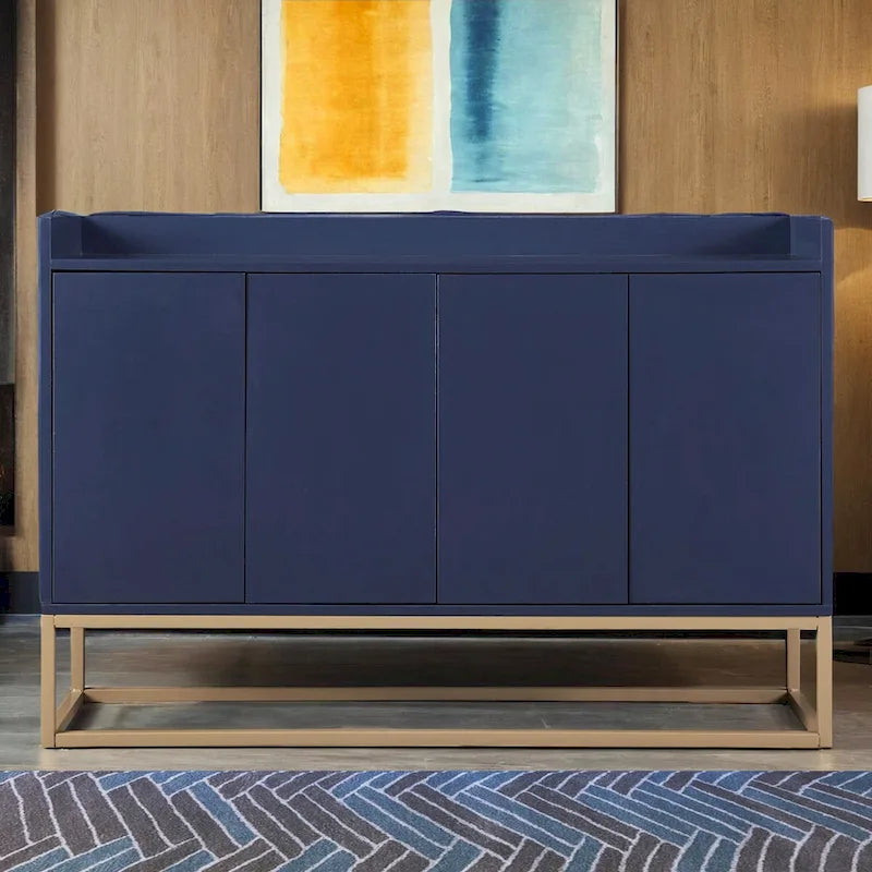 Buffet de 119 cm avec pieds dorés, système d'ouverture par pression, barrière de protection sur le plateau et 4 portes sans poignée