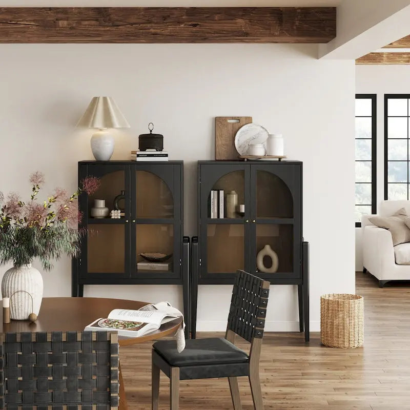 Crédence Mid-Century Moderne avec portes vitrées cintrées et poignées en laiton